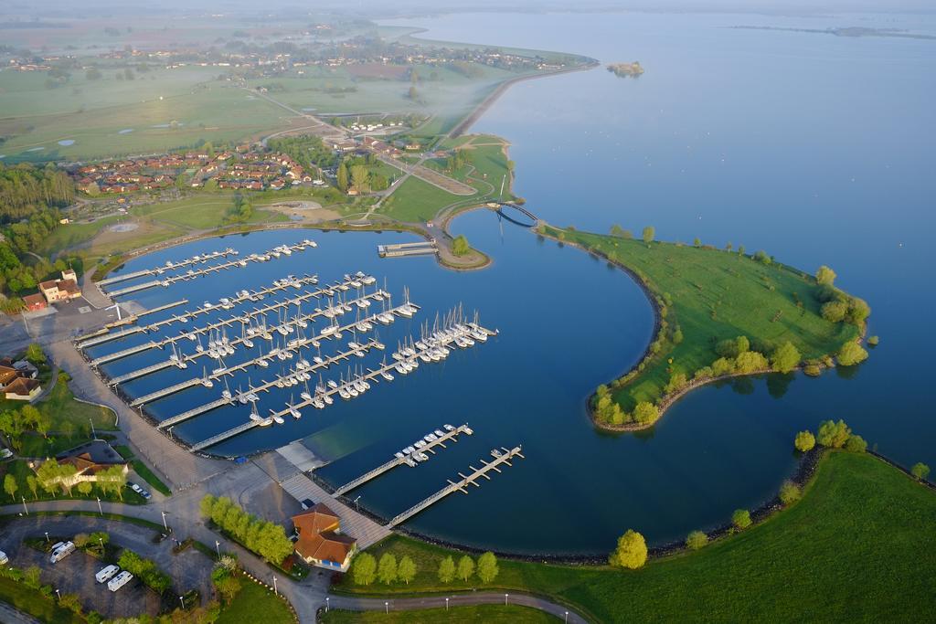 Marina Holyder Villa Giffaumont-Champaubert Exterior foto